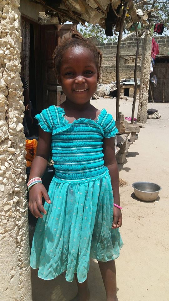 la petite Sokhna Ndiaye vous pouvez la parrainer pour la prochaine rentrée vous voulez aider sa maman Contactez nous